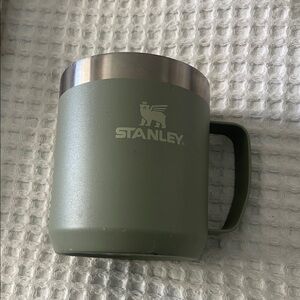 Stanley Olive Green Travel Mug with Silver Rim